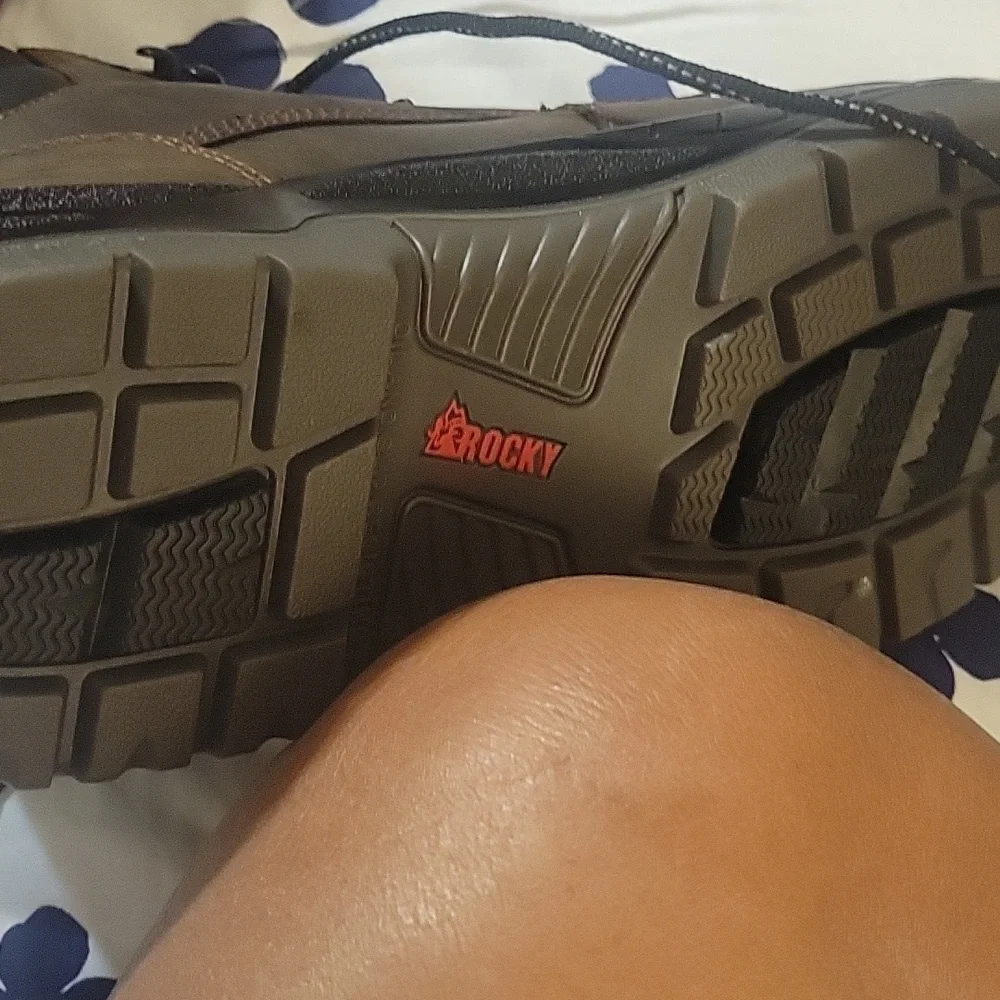 Boots - Picture 6 of 6
